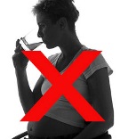 pregnant-woman-drinking